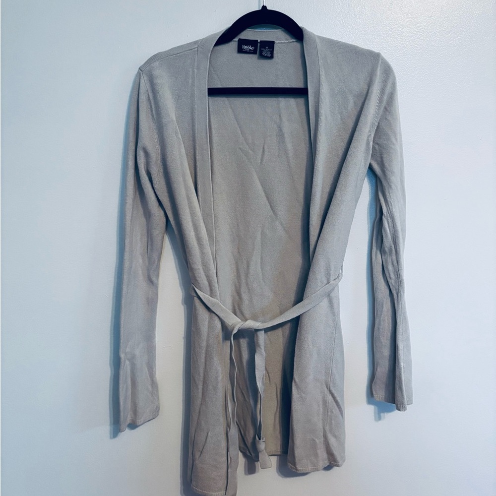 Mossimo grey long cardigan with tie at waist size medium, has some wash wear